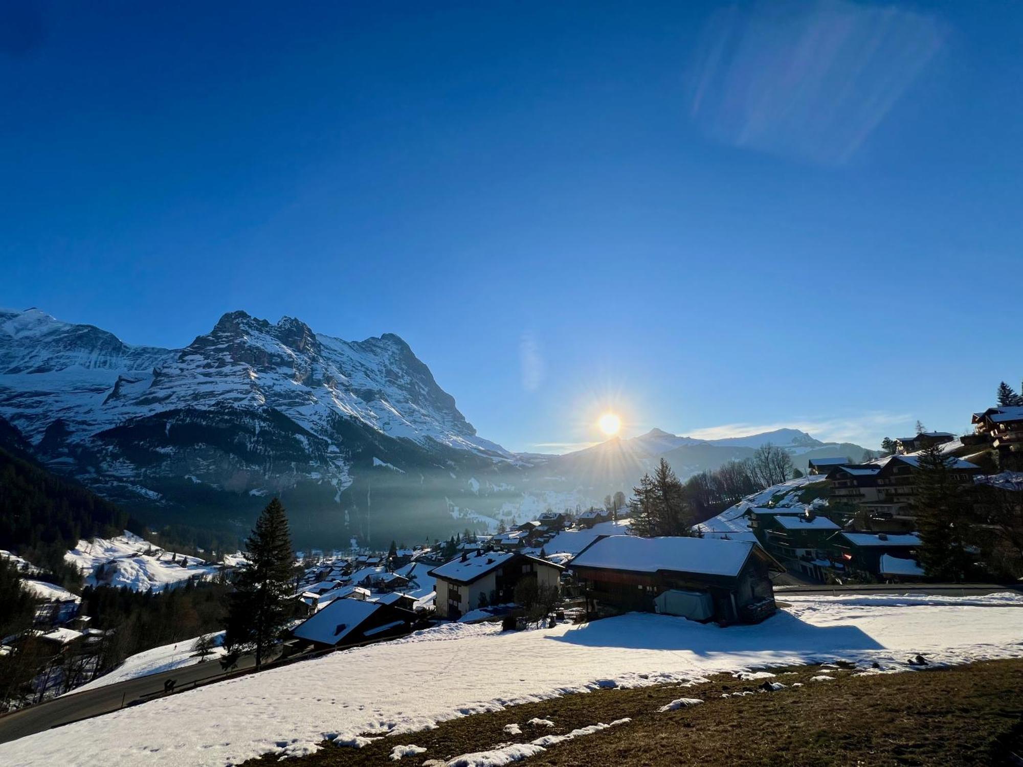Chalet Zur Hoehe Grindelwald Bagian luar foto
